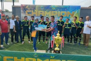 photo_6154672600727533395_y photo_6154672600727533395_y