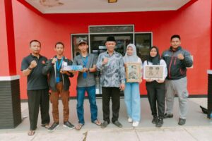 photo_6154672600727533422_y photo_6154672600727533422_y