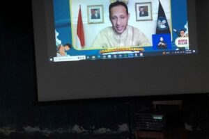 photo_6183510415607183407_y photo_6183510415607183407_y