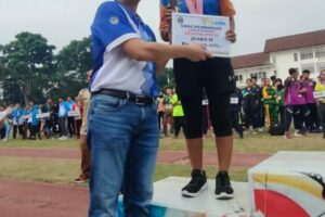 photo_6201613771479299824_y